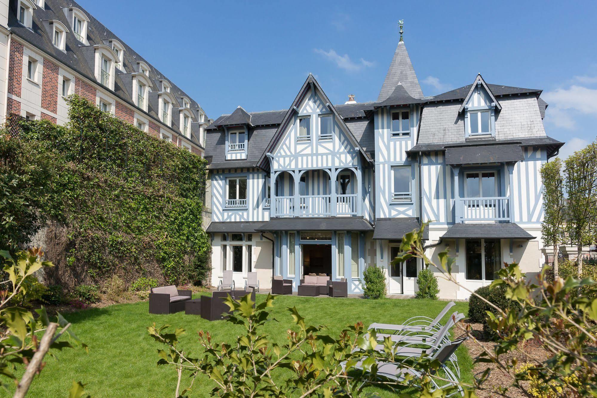 Villa Odette โดวีลล์ ภายนอก รูปภาพ